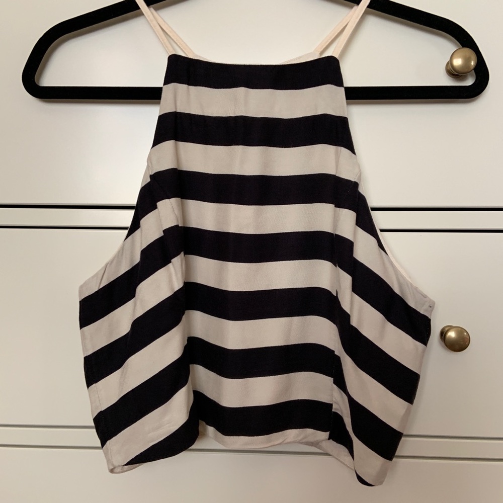 High heck crop top with dark navy stripes